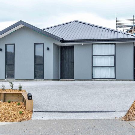 Kirimoko Family Retreat Villa Wanaka Exterior photo